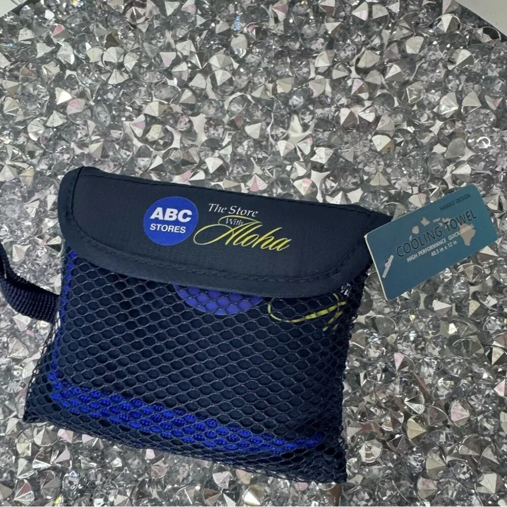 Cooling towel Hawaii abc store aloha towel cool cold 🥶 tropical vacations nwt
